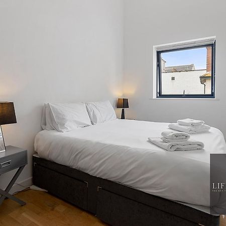 Smythen St, 2 Bed Apartment With Balcony 엑서터 외부 사진